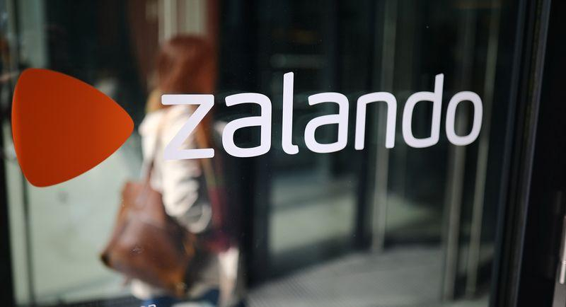 Der Onlinehändler Zalando will einige Hundert Jobs streichen.