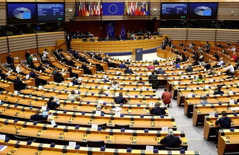 Das EU-Parlament in Straßburg verabschiedete jüngst das Digital-Paket, welches den Digital Services Act und den Digital Marktes Act umfasst.