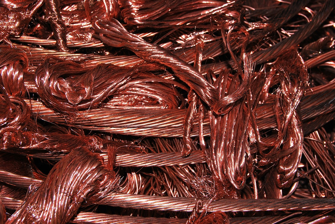 Viele Bergbauunternehmen bemühen sich, ihr Kupferportfolio auszubauen.
