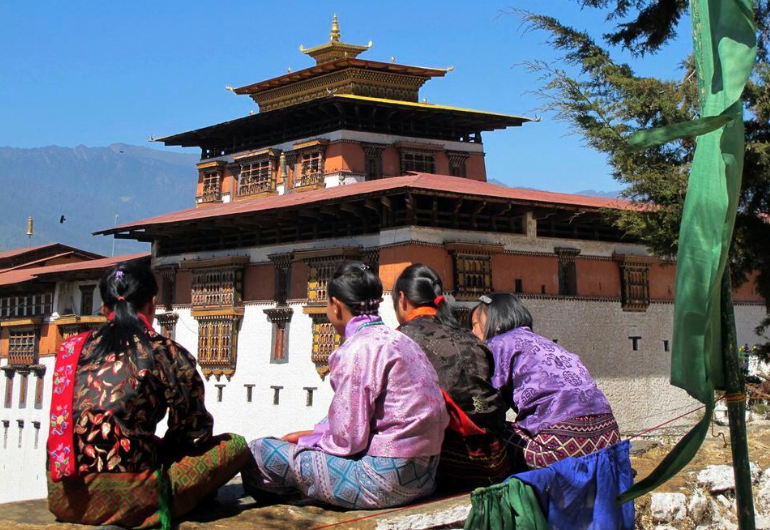 Die neuesten Enthüllungen zeigen, wie Bhutan trotz seiner abgeschiedenen Lage modernste Technologien nutzt, um wirtschaftlichen Herausforderungen zu begegnen.