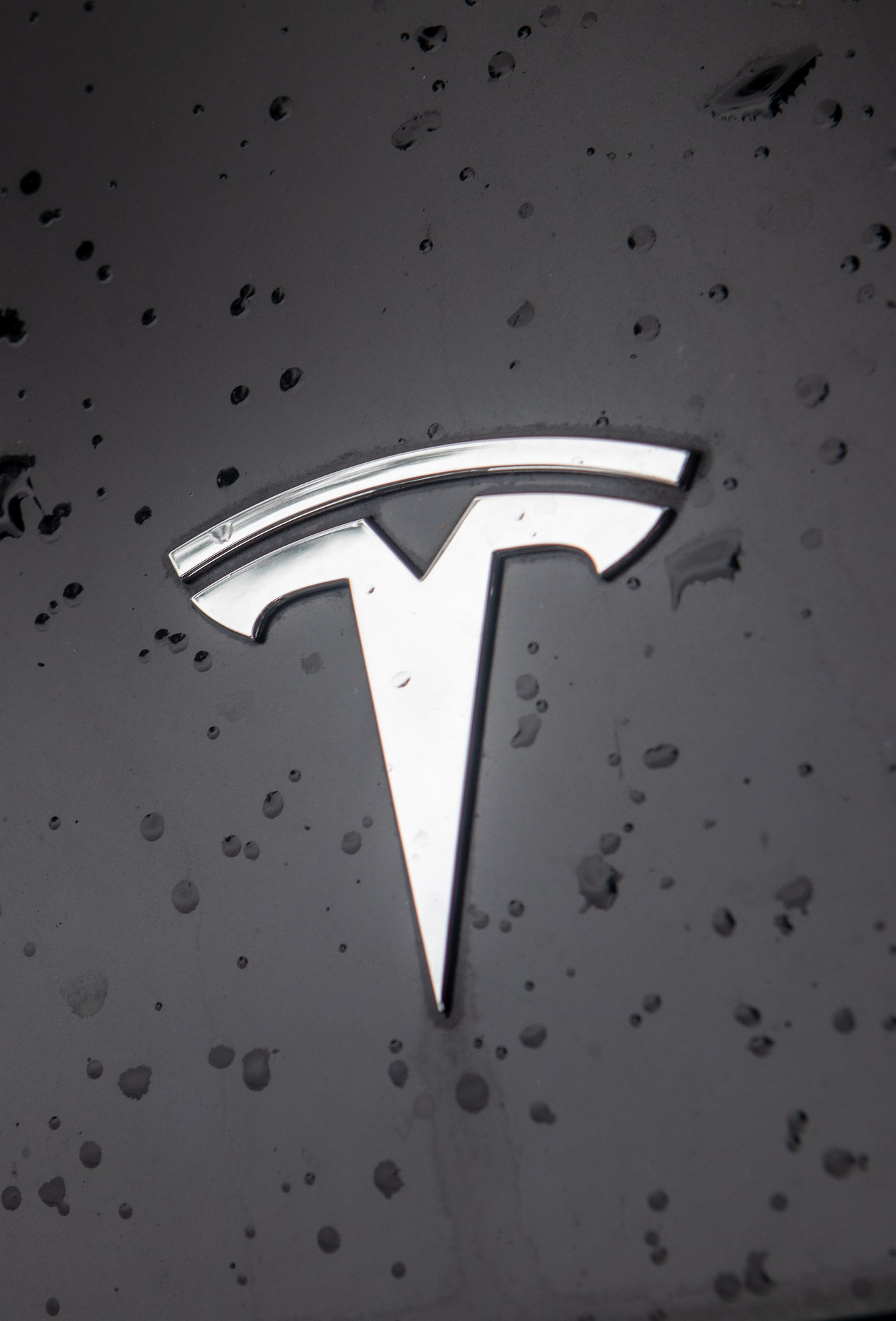 Tesla senkt die Preise seiner Fahrzeuge deutlich.