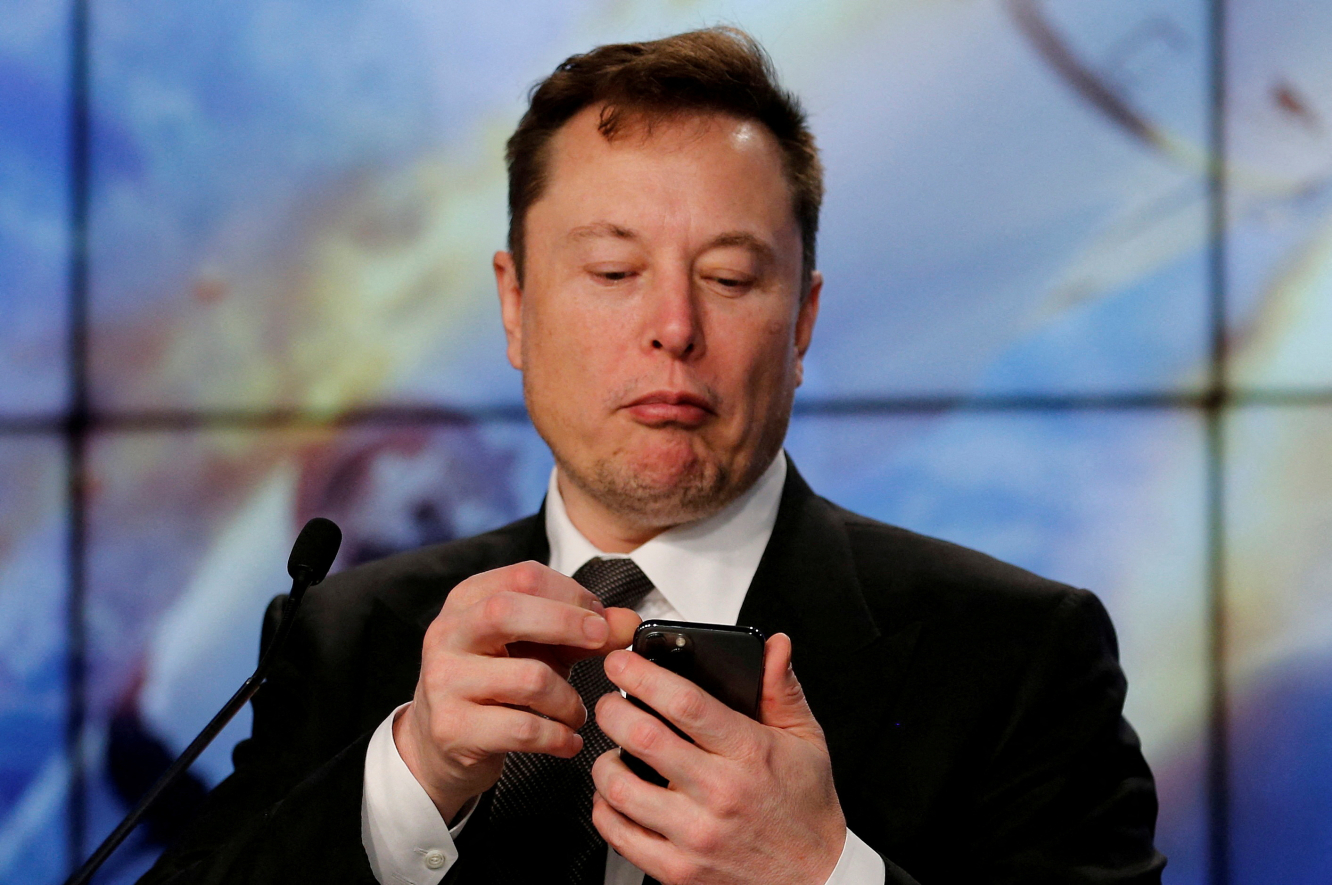 Elon Musk ist selbst ein leidenschaftlicher Twitterer. 