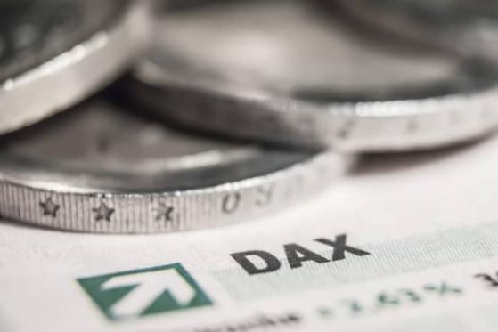 2 Top-DAX-Aktien um runde Marken