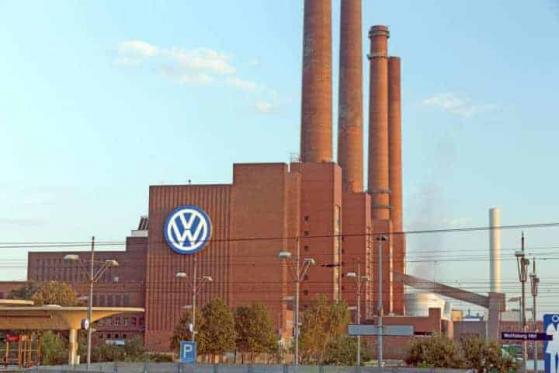 VW-Aktie: 3 Partnerschaften und eine 159-Mrd.-Euro-Investition